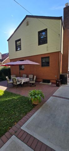 20962 Whitehall Terrace, Queens Village, NY 11427