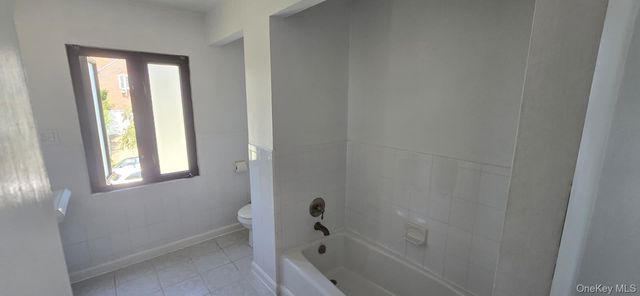 20962 Whitehall Terrace, Queens Village, NY 11427