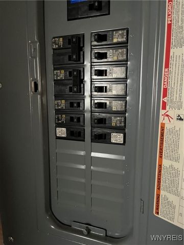 8100 Porter Road, Niagara, NY 14304