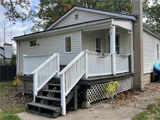 8100 Porter Road, Niagara, NY 14304