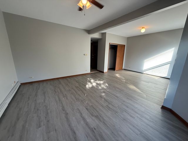 5852 S King Drive 2, Chicago, IL 60637