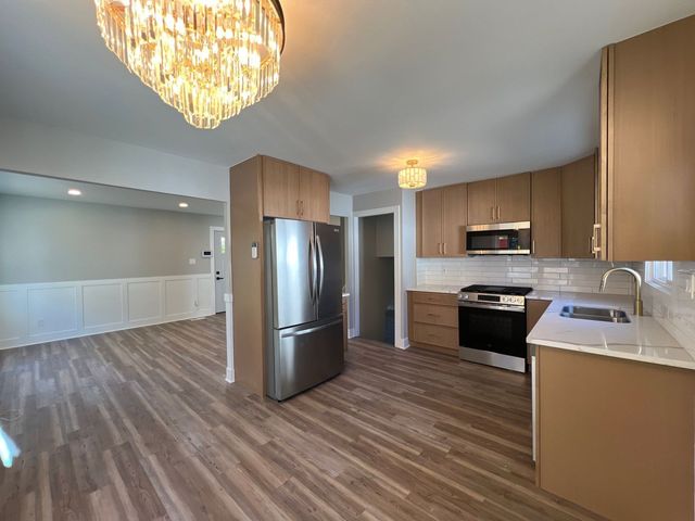 290 Merrill Avenue, Calumet City, IL 60409