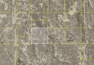 Nearby E Ave F/20th St E, Lancaster, CA 93535