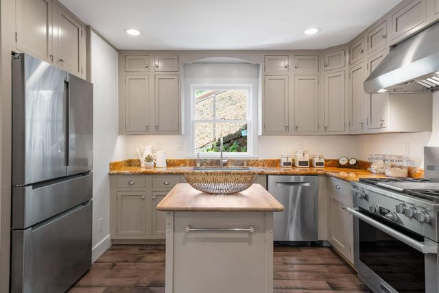 3307 Bay Court, Belmont, CA 94002