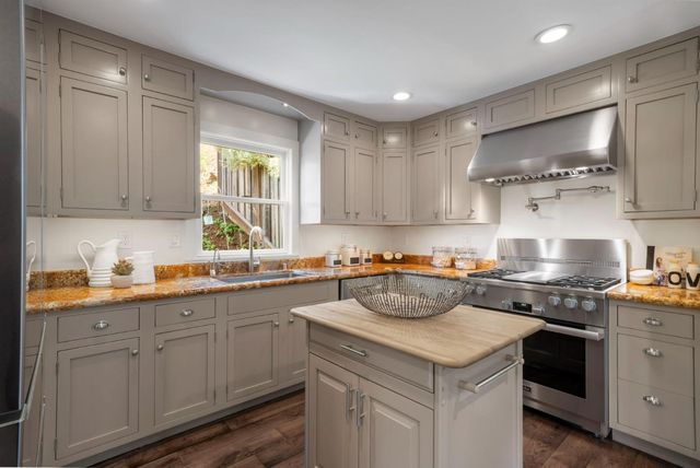 3307 Bay Court, Belmont, CA 94002