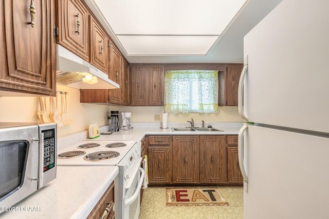 3510 S Ocean Shore Blvd Apt 218, Flagler Beach, FL 32136