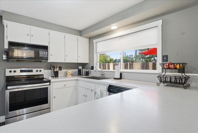 758 NE Quimby Avenue, Bend, OR 97701