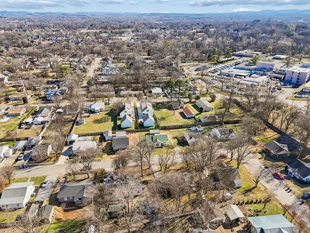 804 W End Cir, Franklin, TN 37064