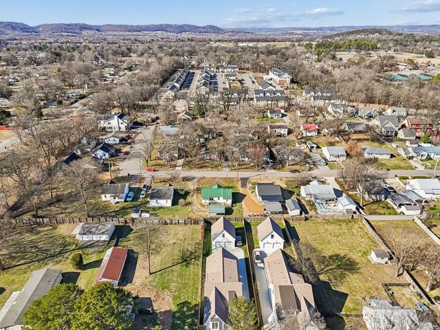 804 W End Cir, Franklin, TN 37064