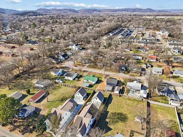 804 W End Cir, Franklin, TN 37064