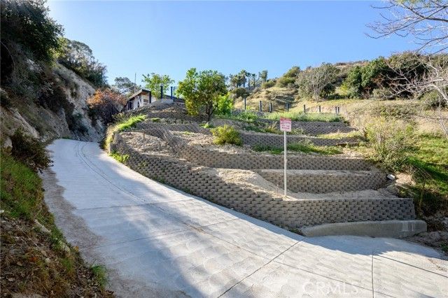 9741 Oak Bend, Tujunga (los Angeles), CA 91042