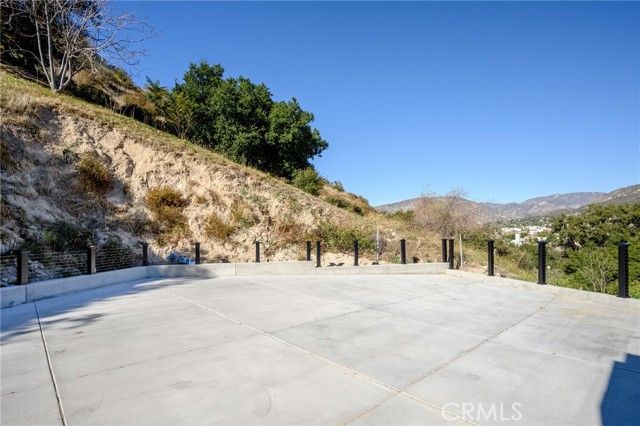 9741 Oak Bend, Tujunga (los Angeles), CA 91042