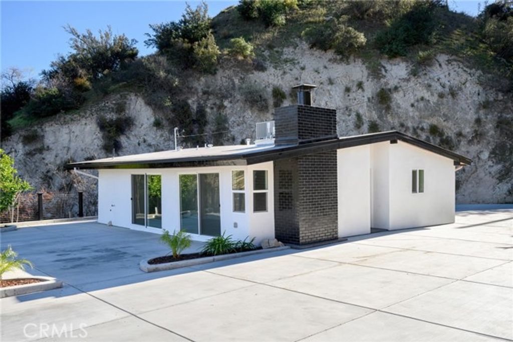 9741 Oak Bend, Tujunga (los Angeles), CA 91042