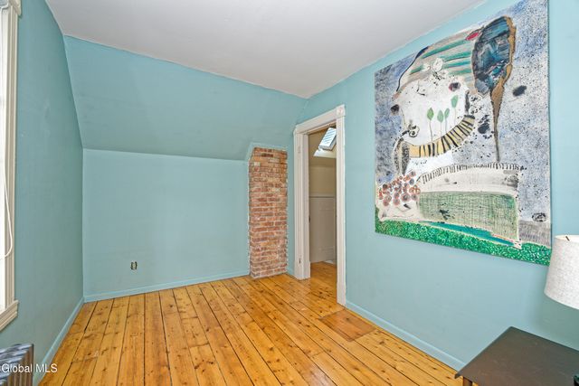 12 Parkview Court, Troy, NY 12180