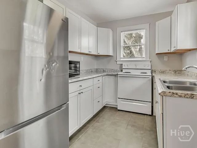916 E 35th Street, Savannah, GA 31401