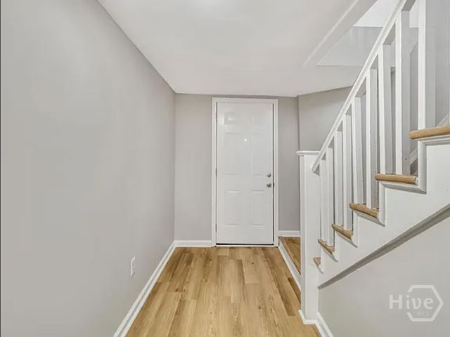916 E 35th Street, Savannah, GA 31401