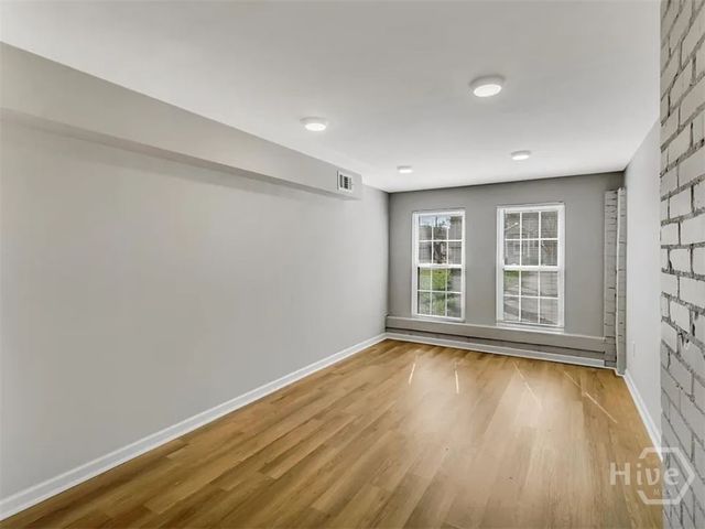916 E 35th Street, Savannah, GA 31401