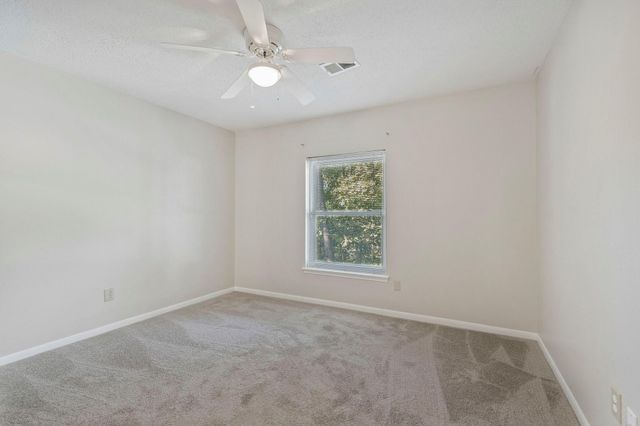 58 Fire Flicker Place, The Woodlands, TX 77381