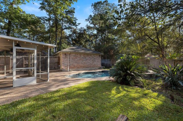 58 Fire Flicker Place, The Woodlands, TX 77381