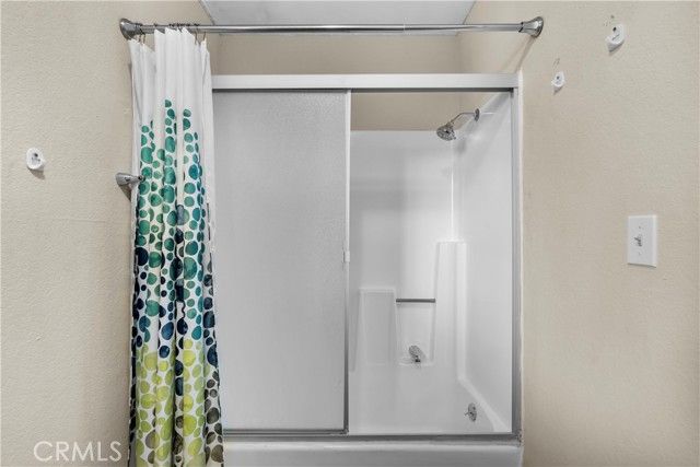 30901 Live Oak Drive, Running Springs, CA 92382