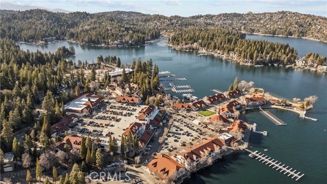 30901 Live Oak Drive, Running Springs, CA 92382