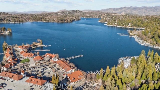 30901 Live Oak Drive, Running Springs, CA 92382