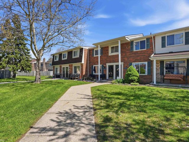 38150 Jamestown Drive 84, Sterling Heights, MI 48312