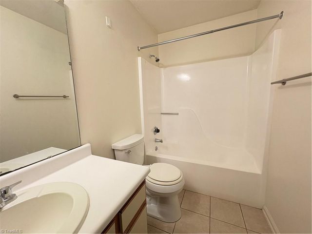 5627 Hornaday Road J, Greensboro, NC 27409
