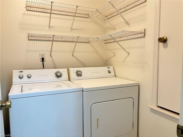 5627 Hornaday Road J, Greensboro, NC 27409