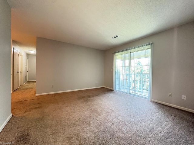 5627 Hornaday Road J, Greensboro, NC 27409