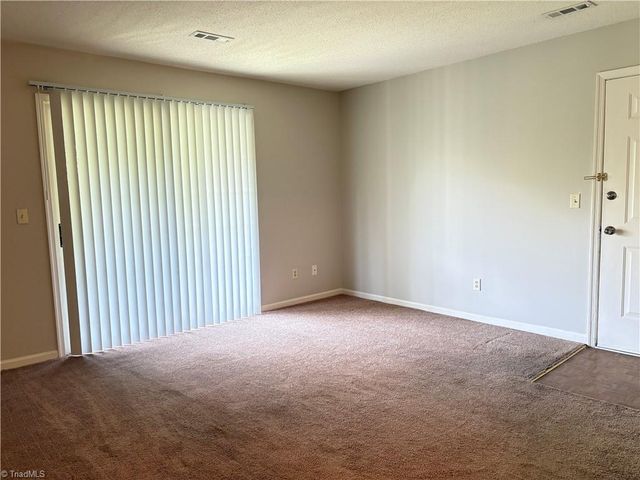 5627 Hornaday Road J, Greensboro, NC 27409