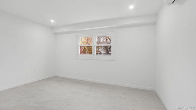 5618 Sylvan Avenue, Bronx, NY 10471