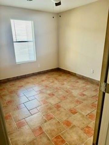 7200 Clarewood Drive 6, Houston, TX 77036