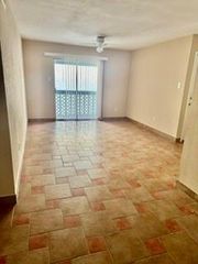 7200 Clarewood Drive 6, Houston, TX 77036