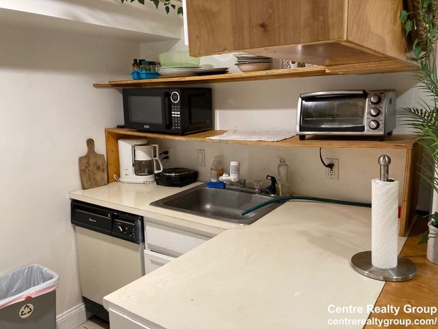 122 Westbourne Ter B, Brookline, MA 02446