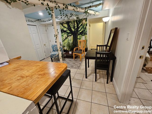 122 Westbourne Ter B, Brookline, MA 02446