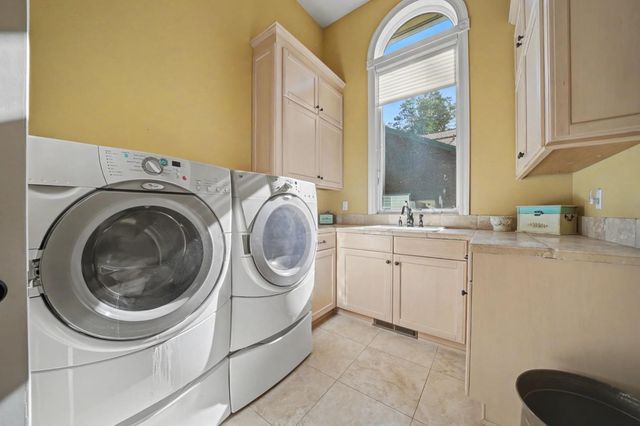 26541 Golf Links Dr, Pioneer, CA 95666