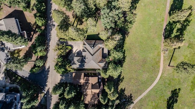 26541 Golf Links Dr, Pioneer, CA 95666