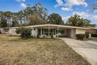 173 Fairway Oaks Drive, Brunswick, GA 31525