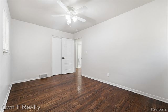 24985 Mabray Avenue, Eastpointe, MI 48021