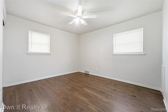 24985 Mabray Avenue, Eastpointe, MI 48021
