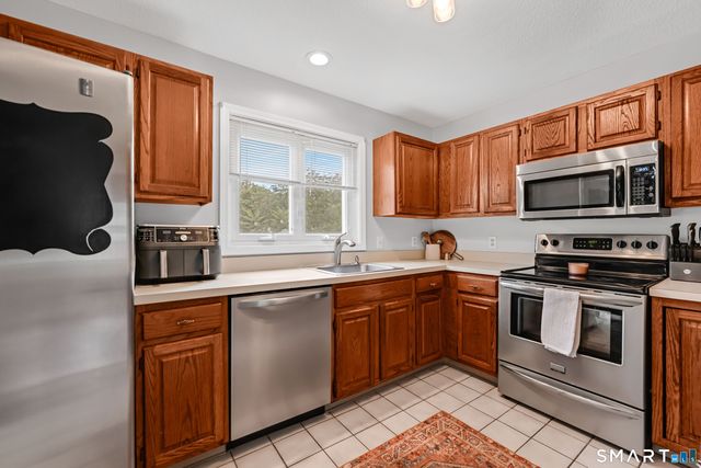 81 Notting Hill Gate, Torrington, CT 06790