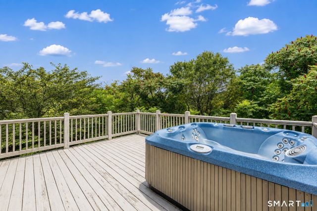 81 Notting Hill Gate, Torrington, CT 06790