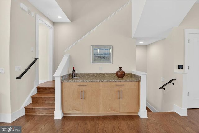 5320 MERRIAM ST, Bethesda, MD 20814