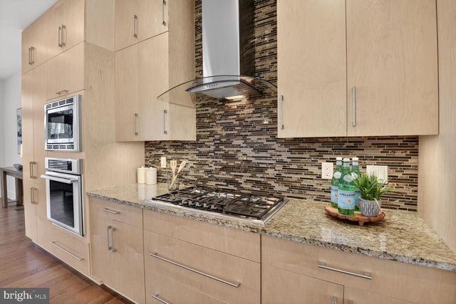 5320 MERRIAM ST, Bethesda, MD 20814