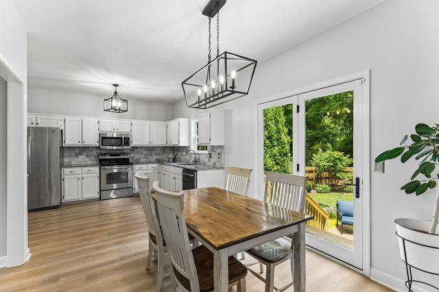2744 Aston Woods Ln, Thompsons Station, TN 37179