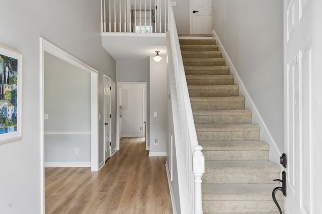2744 Aston Woods Ln, Thompsons Station, TN 37179