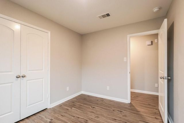 28052 Irving Drive, Magnolia, TX 77355