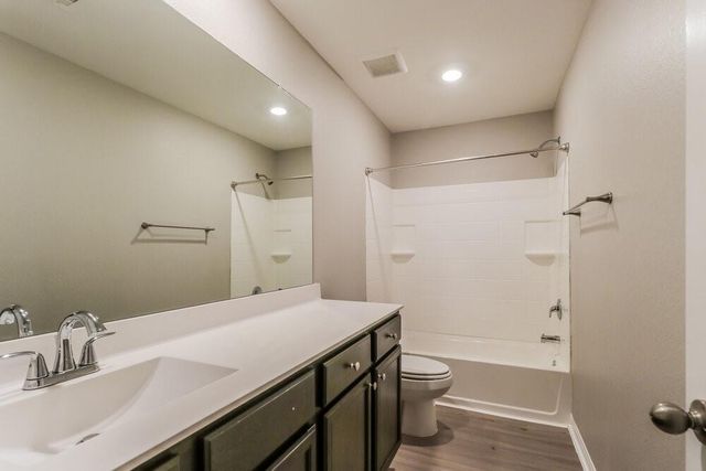 28052 Irving Drive, Magnolia, TX 77355