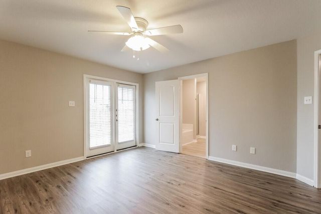 28052 Irving Drive, Magnolia, TX 77355